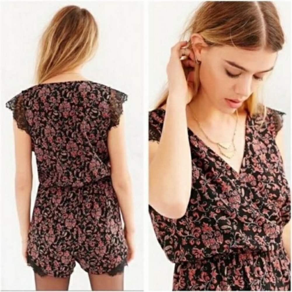 Kimchi Blue Sexy Floral Romper